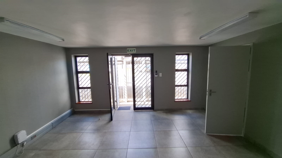 To Let commercial Property for Rent in Brackenfell Central Western Cape